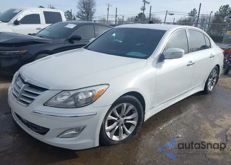 2013 Hyundai Genesis 3.8 z USA, uszkodzony, nr VIN KMHGC4DDXDU214322